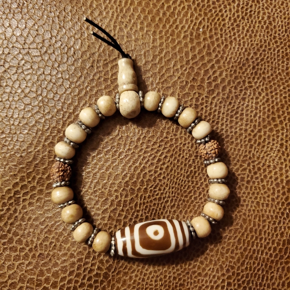 Stretchy Beaded Bracelet